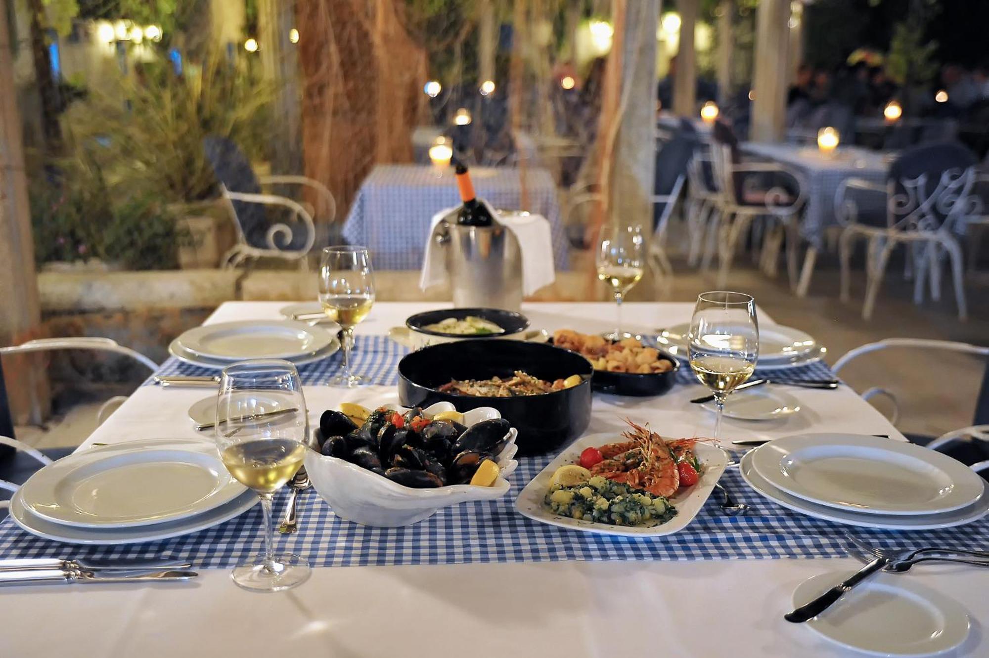 Hotel Slovenska Plaza Budva Exterior foto
